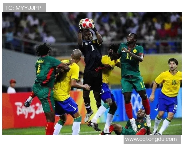 喀麦隆足球明星金毛狮王的传奇故事与辉煌成就揭秘